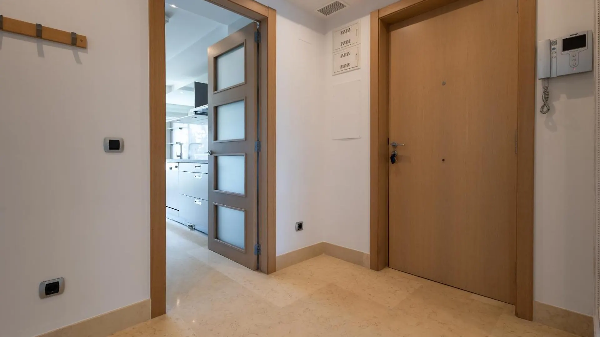 Luxury Apartment In Jardines Del Principe