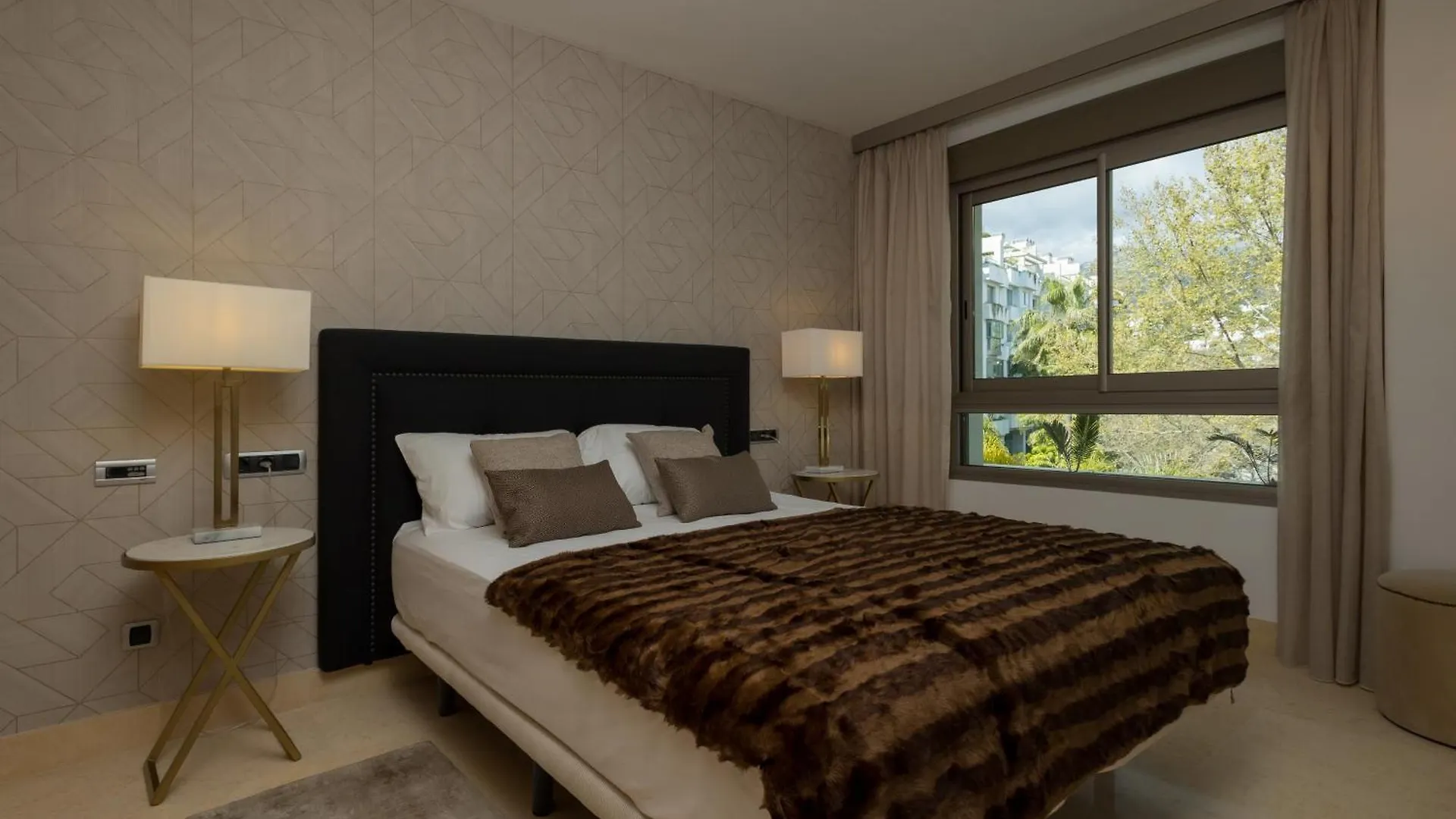 Luxury Apartment In Jardines Del Principe