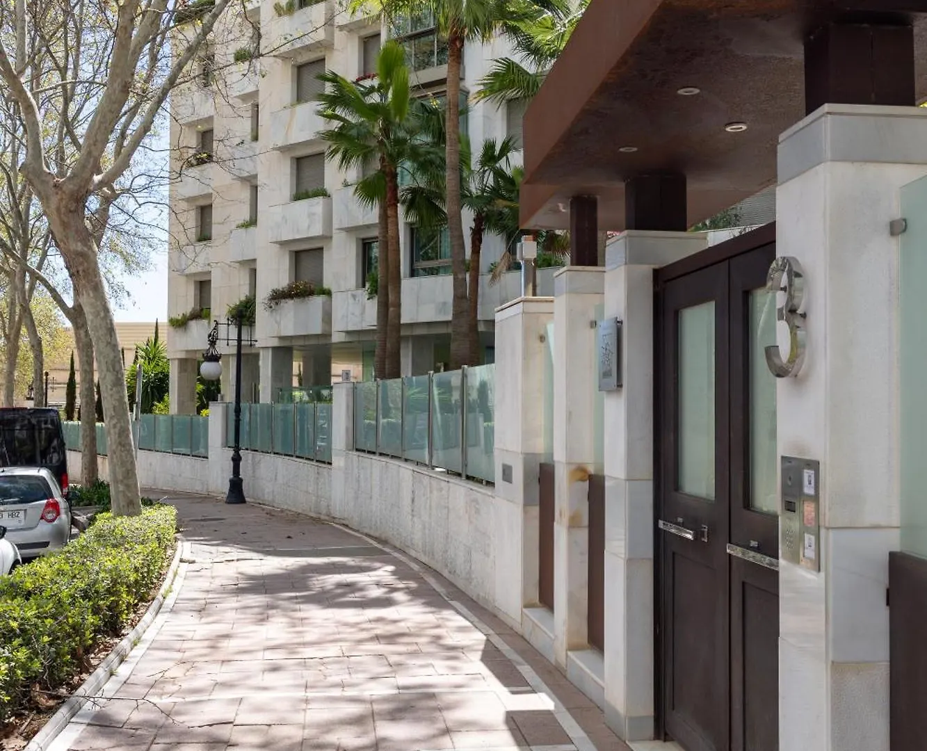 Luxury Apartment In Jardines Del Principe Marbella