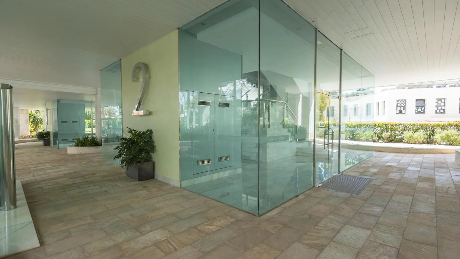 Luxury Apartment In Jardines Del Principe
